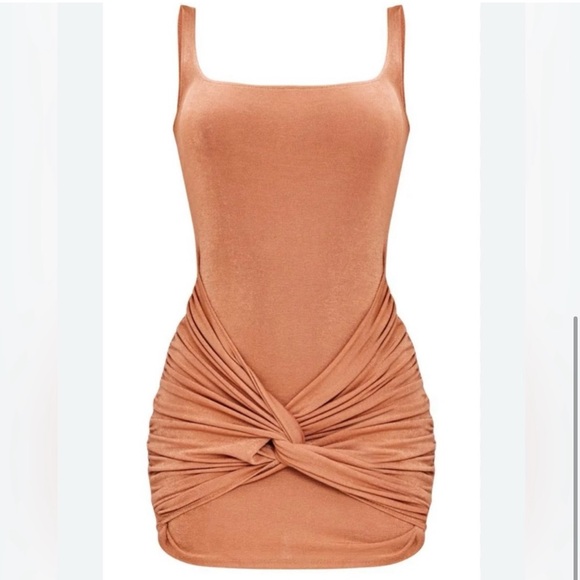 NWT PrettyLittleThing Bodycon dress - Picture 4 of 6